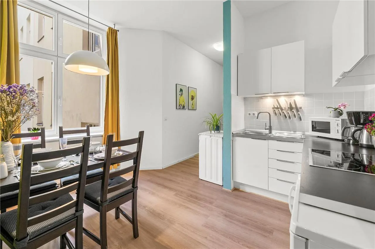 Holiday 33 Apartments Efg Schoenhauser Allee Mit Balkon Berlin 0*,  Germany