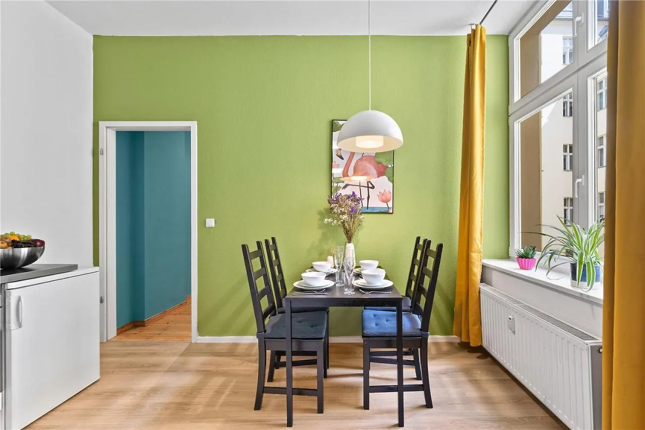 Holiday 33 Apartments Efg Schoenhauser Allee Mit Balkon Berlin Germany
