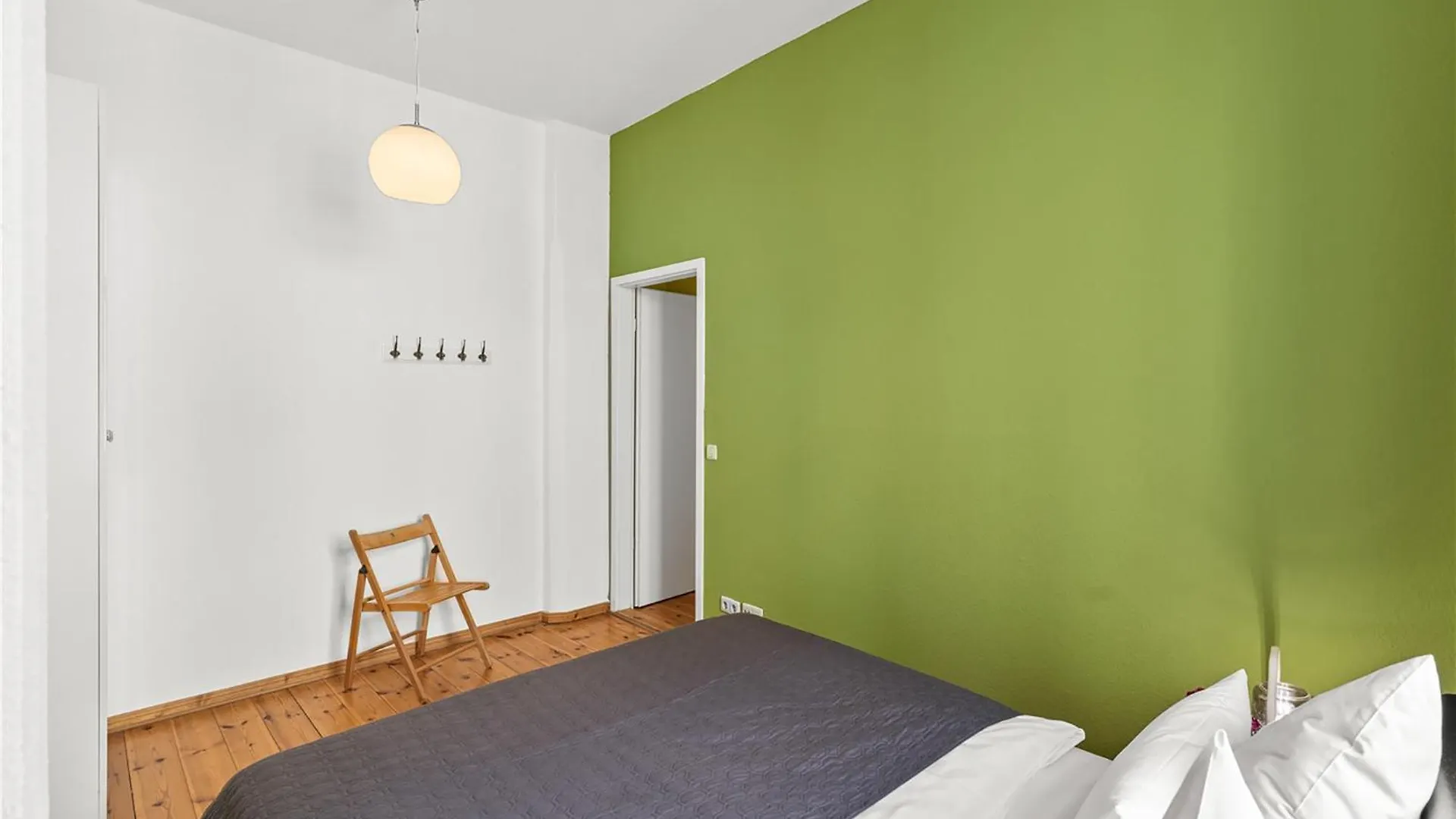 Holiday 33 Apartments Efg Schoenhauser Allee Mit Balkon Berlin 0*,  Germany