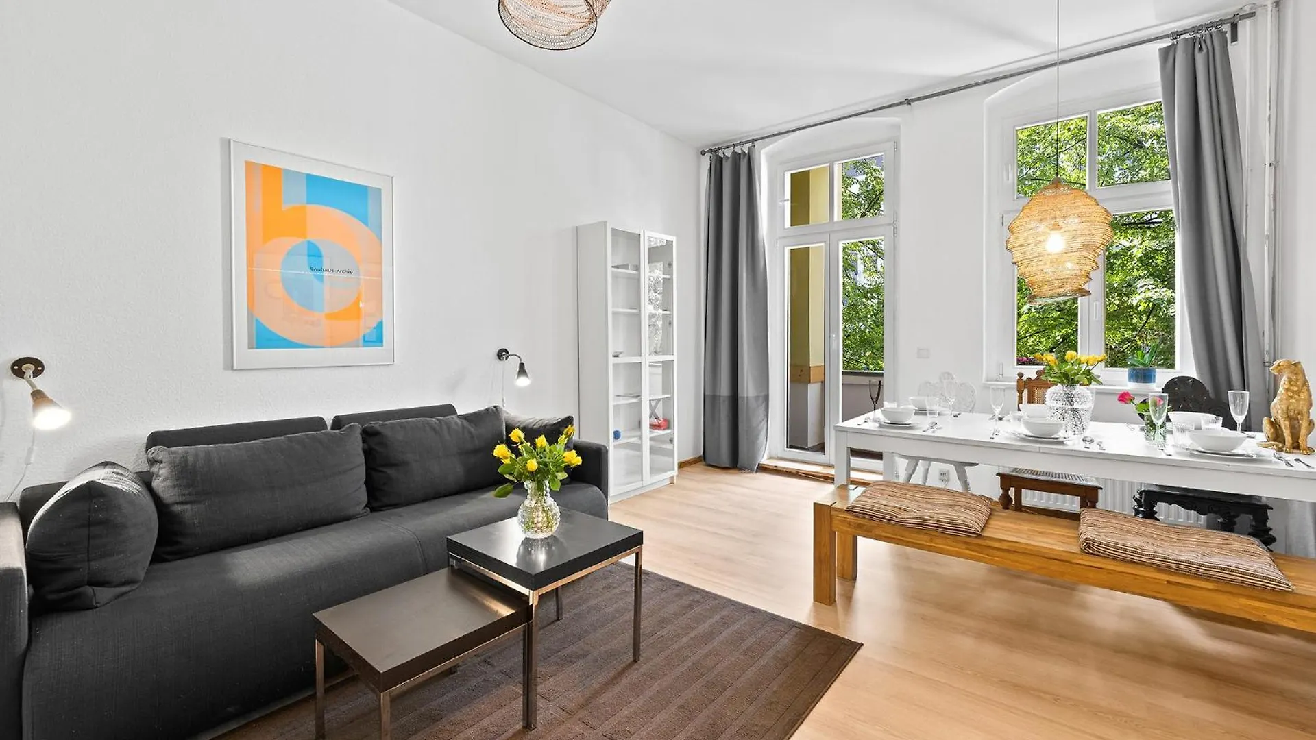 Holiday 33 Apartments Efg Schoenhauser Allee Mit Balkon Berlin