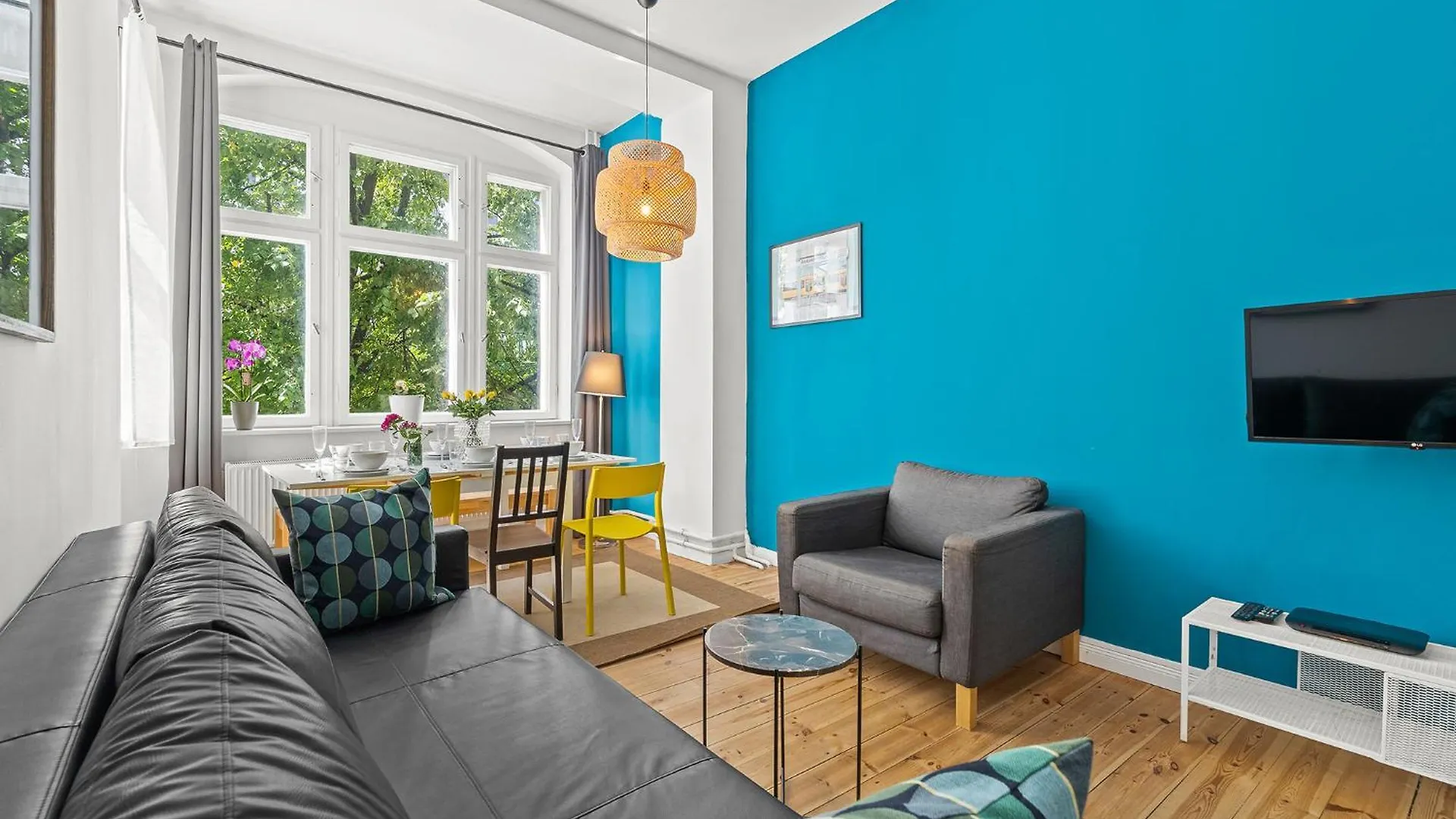 Holiday 33 Apartments Efg Schoenhauser Allee Mit Balkon Βερολίνο Γερμανία